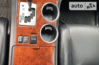Позашляховик / Кросовер Toyota Highlander 2014 в 