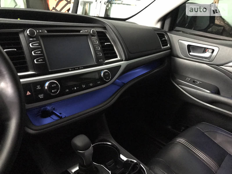 Позашляховик / Кросовер Toyota Highlander 2017 в Дніпрі фото 10 Позашляховик / Кросовер Toyota Highlander 2017 в Дніпрі