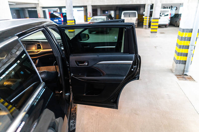 Позашляховик / Кросовер Toyota Highlander 2018 в Івано-Франківську фото 24 Позашляховик / Кросовер Toyota Highlander 2018 в Івано-Франківську