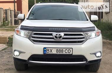 Позашляховик / Кросовер Toyota Highlander 2013 в Кам'янець-Подільському