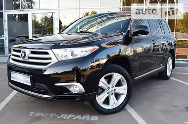 Toyota Highlander 2011