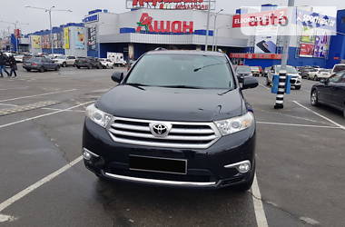 Внедорожник / Кроссовер Toyota Highlander 2010 в Днепре