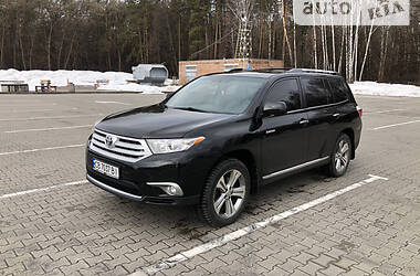 Внедорожник / Кроссовер Toyota Highlander 2011 в Чернигове