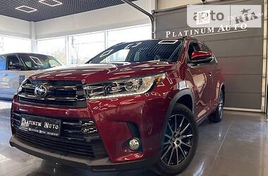 Toyota Highlander 2017