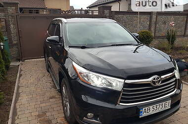 Внедорожник / Кроссовер Toyota Highlander 2014 в Виннице