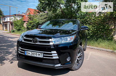 Внедорожник / Кроссовер Toyota Highlander 2019 в Одессе