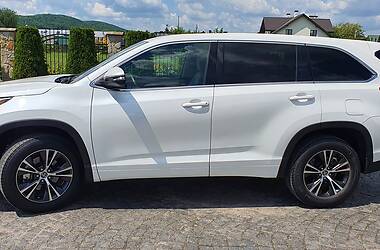 Внедорожник / Кроссовер Toyota Highlander 2018 в Жовкве