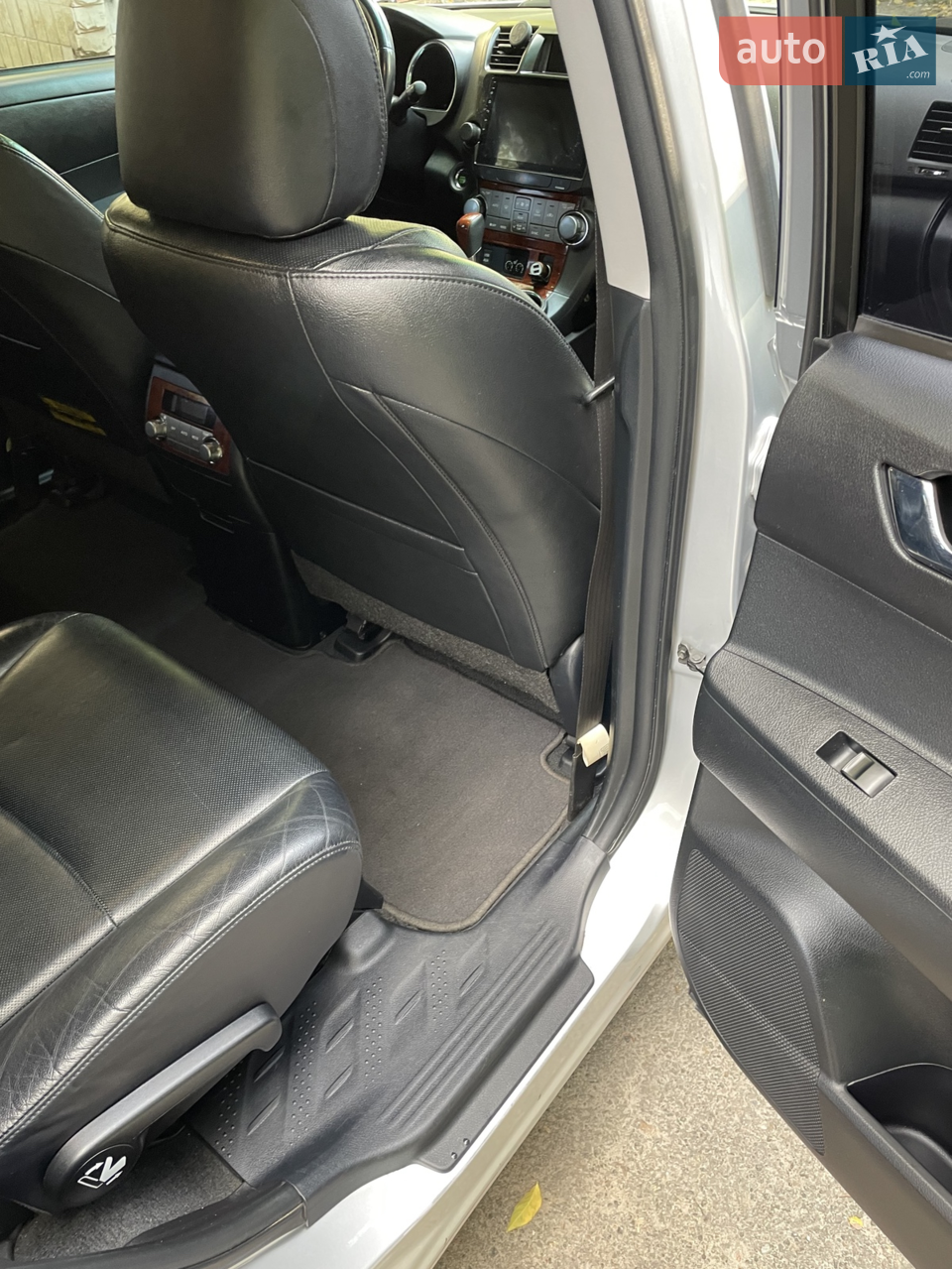 2011 Toyota Highlander - мініатюра 15