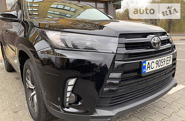 Toyota Highlander 2018