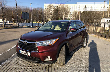 Внедорожник / Кроссовер Toyota Highlander 2014 в Кропивницком