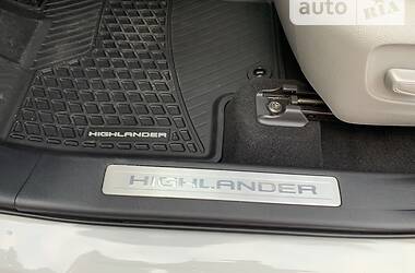 Внедорожник / Кроссовер Toyota Highlander 2021 в Кривом Роге