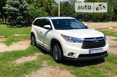 Toyota Highlander 2014