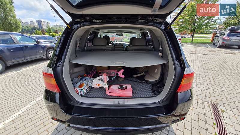 Позашляховик / Кросовер Toyota Highlander 2007 в Львові