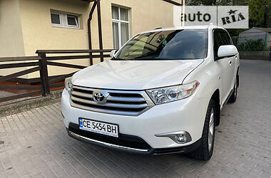 Позашляховик / Кросовер Toyota Highlander 2012 в Чернівцях