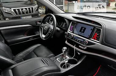 Внедорожник / Кроссовер Toyota Highlander 2014 в Львове