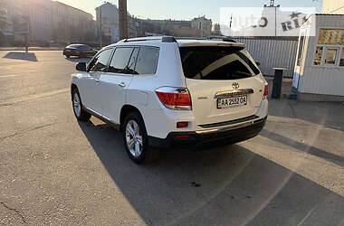 Внедорожник / Кроссовер Toyota Highlander 2012 в Харькове