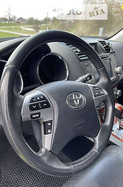 Внедорожник / Кроссовер Toyota Highlander 2012 в Виннице