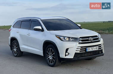 Toyota Highlander 2018