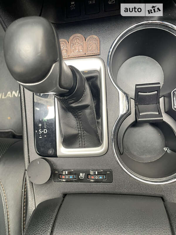 Внедорожник / Кроссовер Toyota Highlander 2019 в Ивано-Франковске