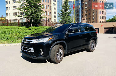 Toyota Highlander 2018