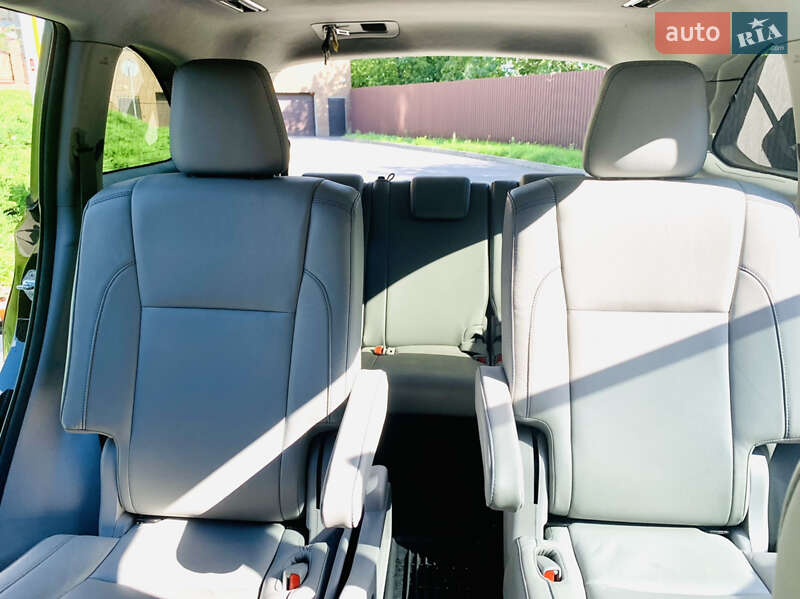 Позашляховик / Кросовер Toyota Highlander 2018 в Харкові