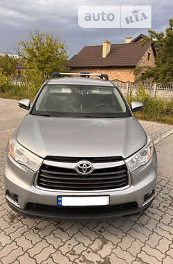 Внедорожник / Кроссовер Toyota Highlander 2014 в Львове