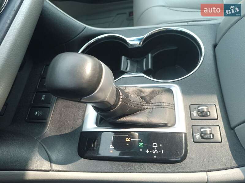 Позашляховик / Кросовер Toyota Highlander 2017 в Одесі