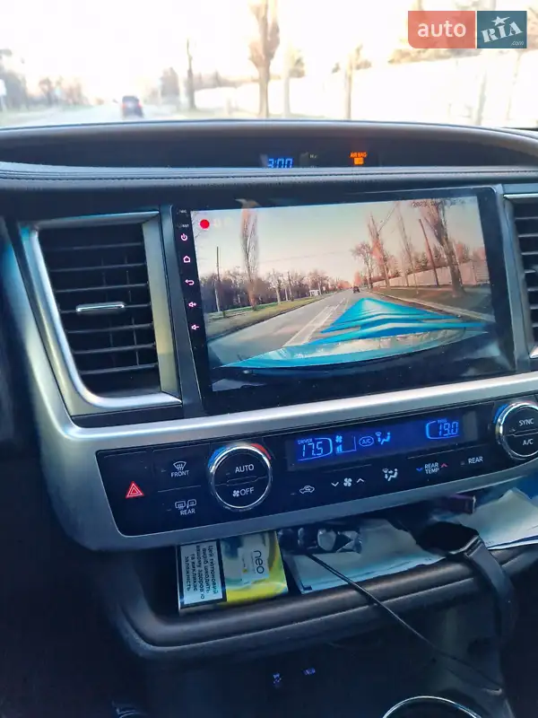 Toyota Highlander 2015 VIN 5TDZARFH00S012734 фото оголошення 4 з 44