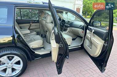 Позашляховик / Кросовер Toyota Highlander 2010 в Києві