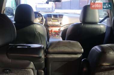 Внедорожник / Кроссовер Toyota Highlander 2010 в Ковеле