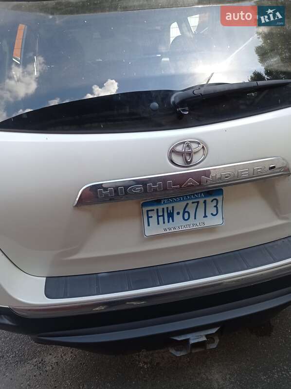 Позашляховик / Кросовер Toyota Highlander 2013 в Харкові