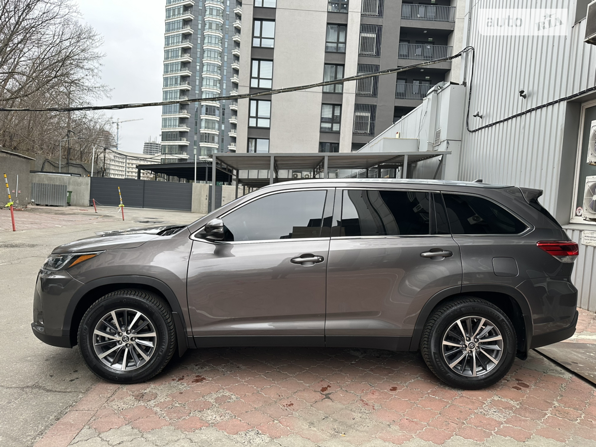 2019 Toyota Highlander - мініатюра 5