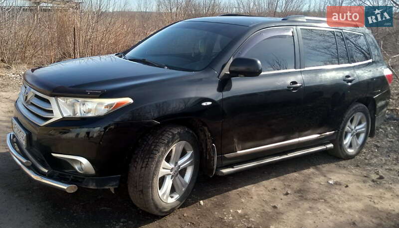 Внедорожник / Кроссовер Toyota Highlander 2011 в Славянске