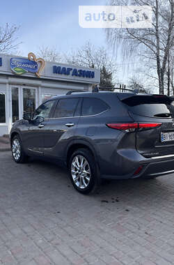 Внедорожник / Кроссовер Toyota Highlander 2020 в Лубнах