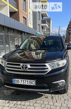 Toyota Highlander 2011