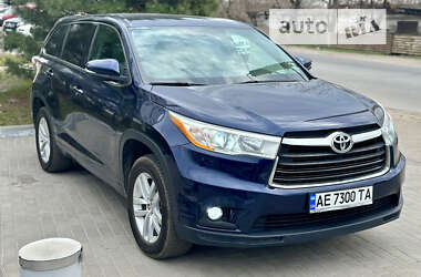 Внедорожник / Кроссовер Toyota Highlander 2014 в Днепре