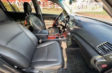 Внедорожник / Кроссовер Toyota Highlander 2011 в Днепре