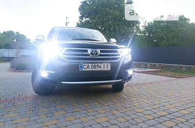 Позашляховик / Кросовер Toyota Highlander 2011 в Гайвороні