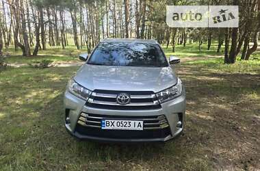 Toyota Highlander 2019