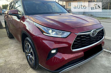 Toyota Highlander 2020