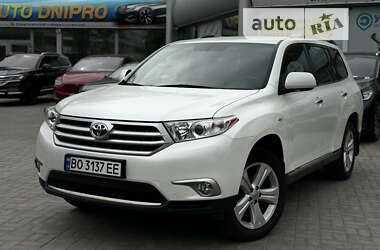 Позашляховик / Кросовер Toyota Highlander 2013 в Дніпрі