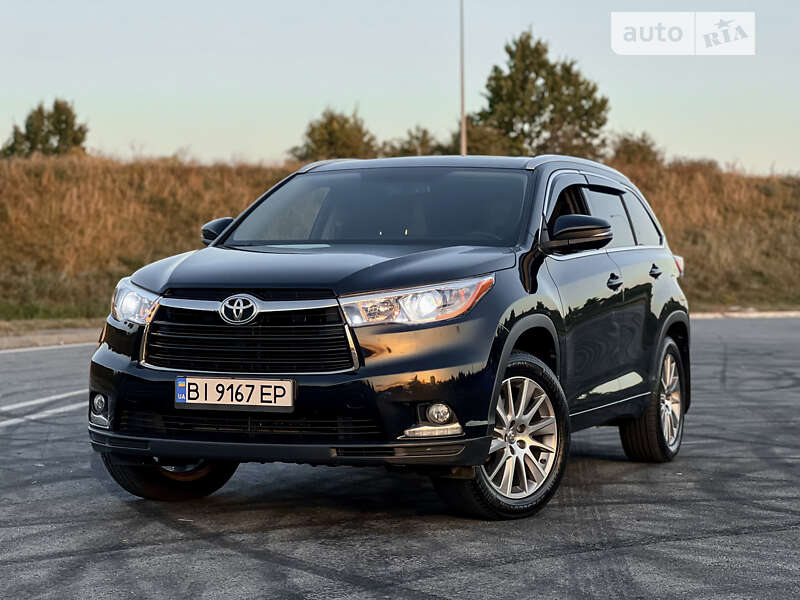 Внедорожник / Кроссовер Toyota Highlander 2014 в Полтаве