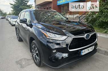 Внедорожник / Кроссовер Toyota Highlander 2021 в Киеве