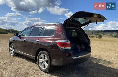 Позашляховик / Кросовер Toyota Highlander 2012 в Полтаві