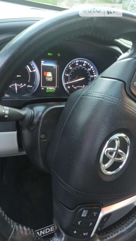 Внедорожник / Кроссовер Toyota Highlander 2017 в Новой Водолаге