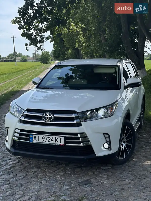 Toyota Highlander 2019