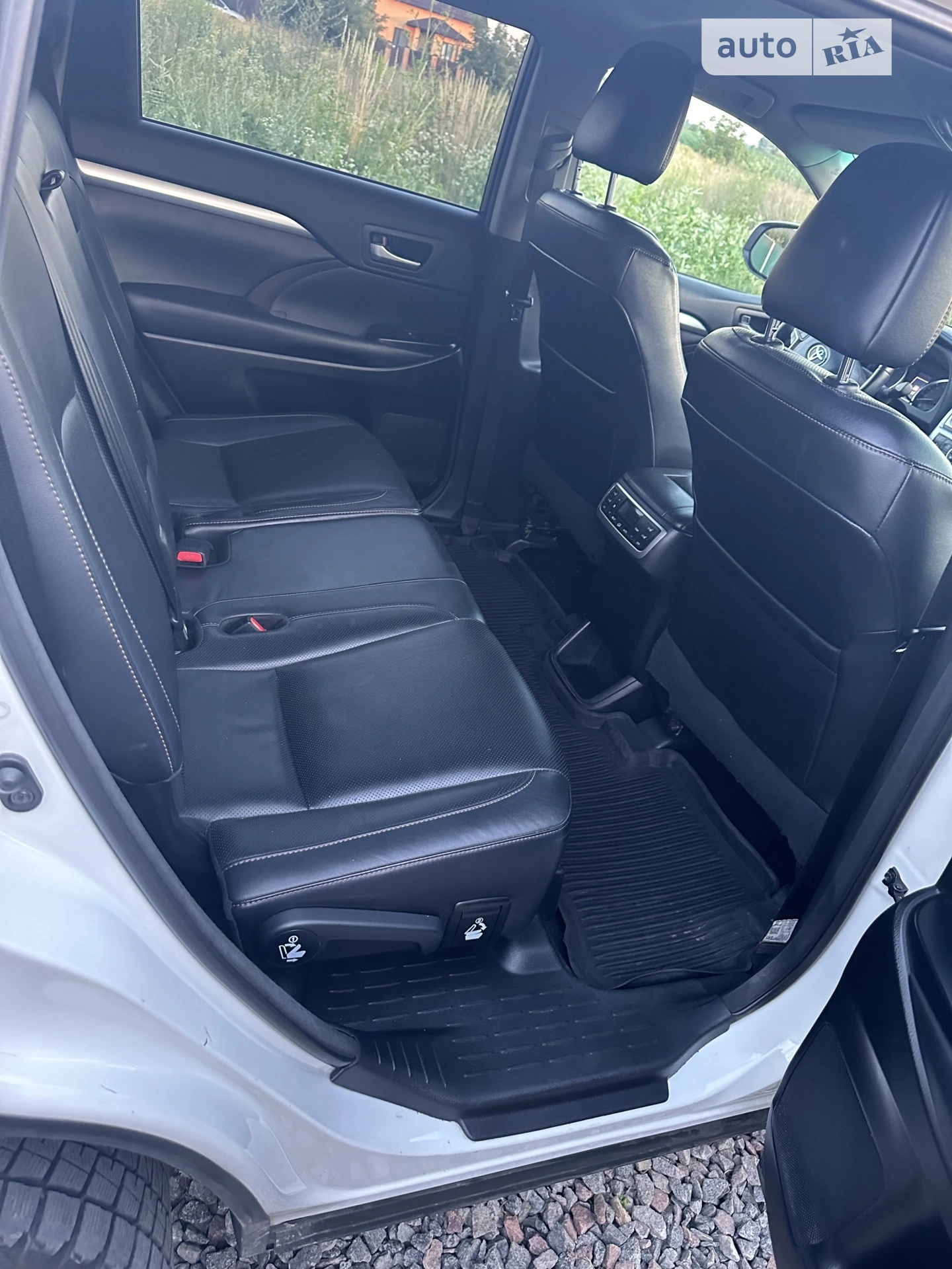 2017 Toyota Highlander - мініатюра 5