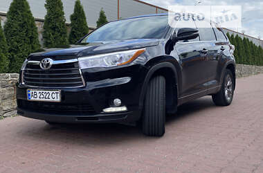 Внедорожник / Кроссовер Toyota Highlander 2015 в Виннице