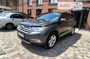 Внедорожник / Кроссовер Toyota Highlander 2012 в Черкассах