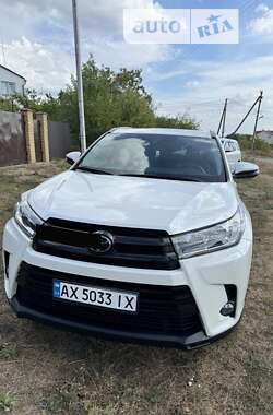 Toyota Highlander 2017